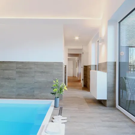 5 Bedroom Front In Lembruch-duemmer Lembruch