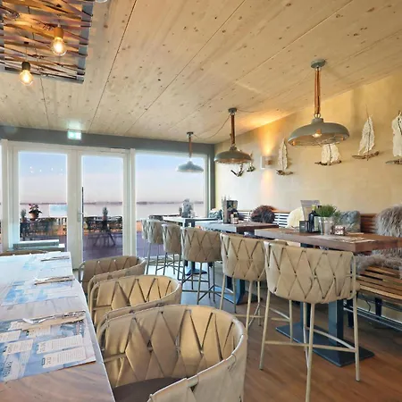 Ferienhaus Amazing In Lembruchduemmer